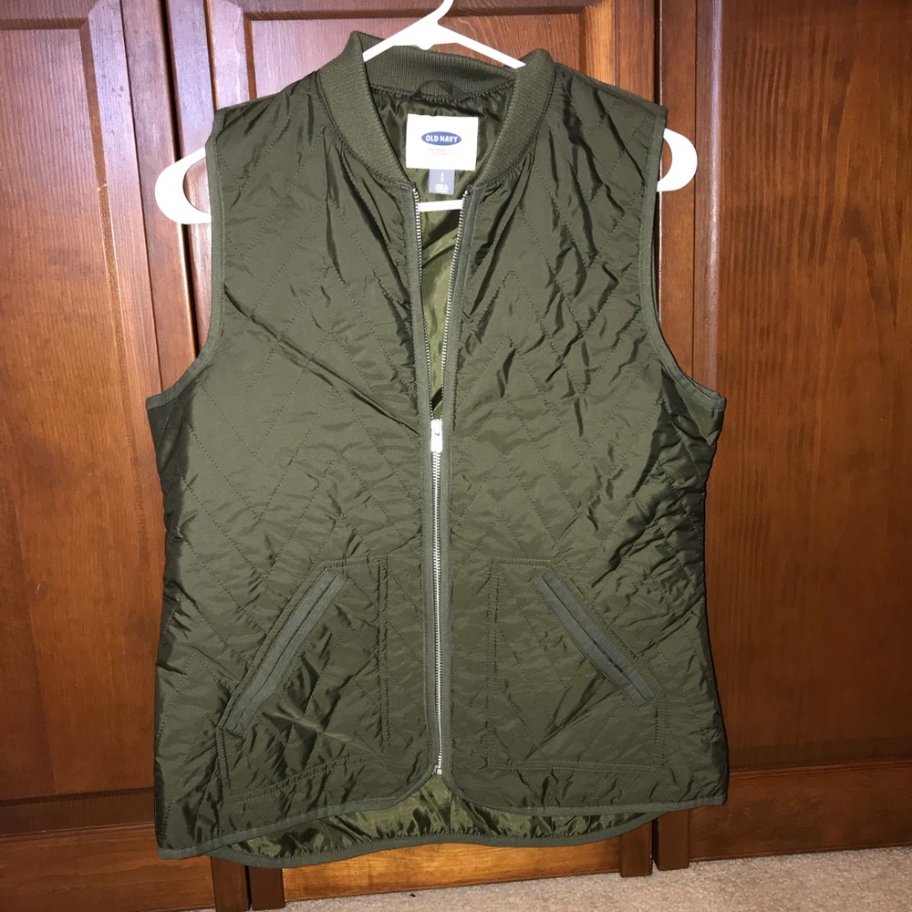 Lightweight Old Navy green vest